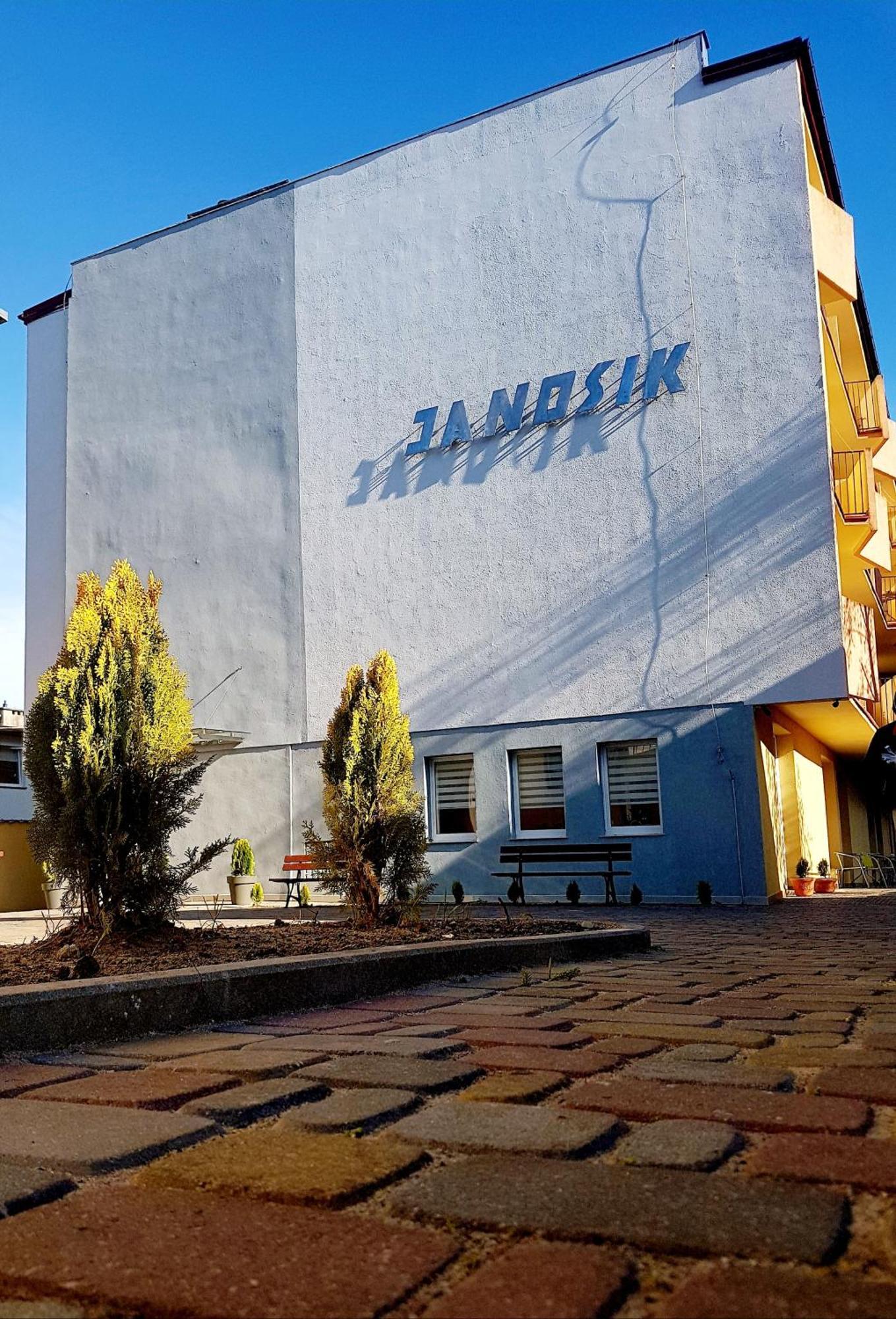 O.W.W Janosik Hotel Ustronie Morskie Exterior photo